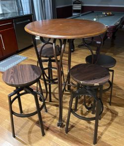 Pub Table