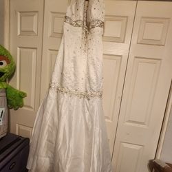Wedding Dress New With Tags Still On 
