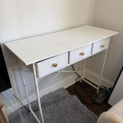 White Vanity Desk with Drawers – Clean & Stylish