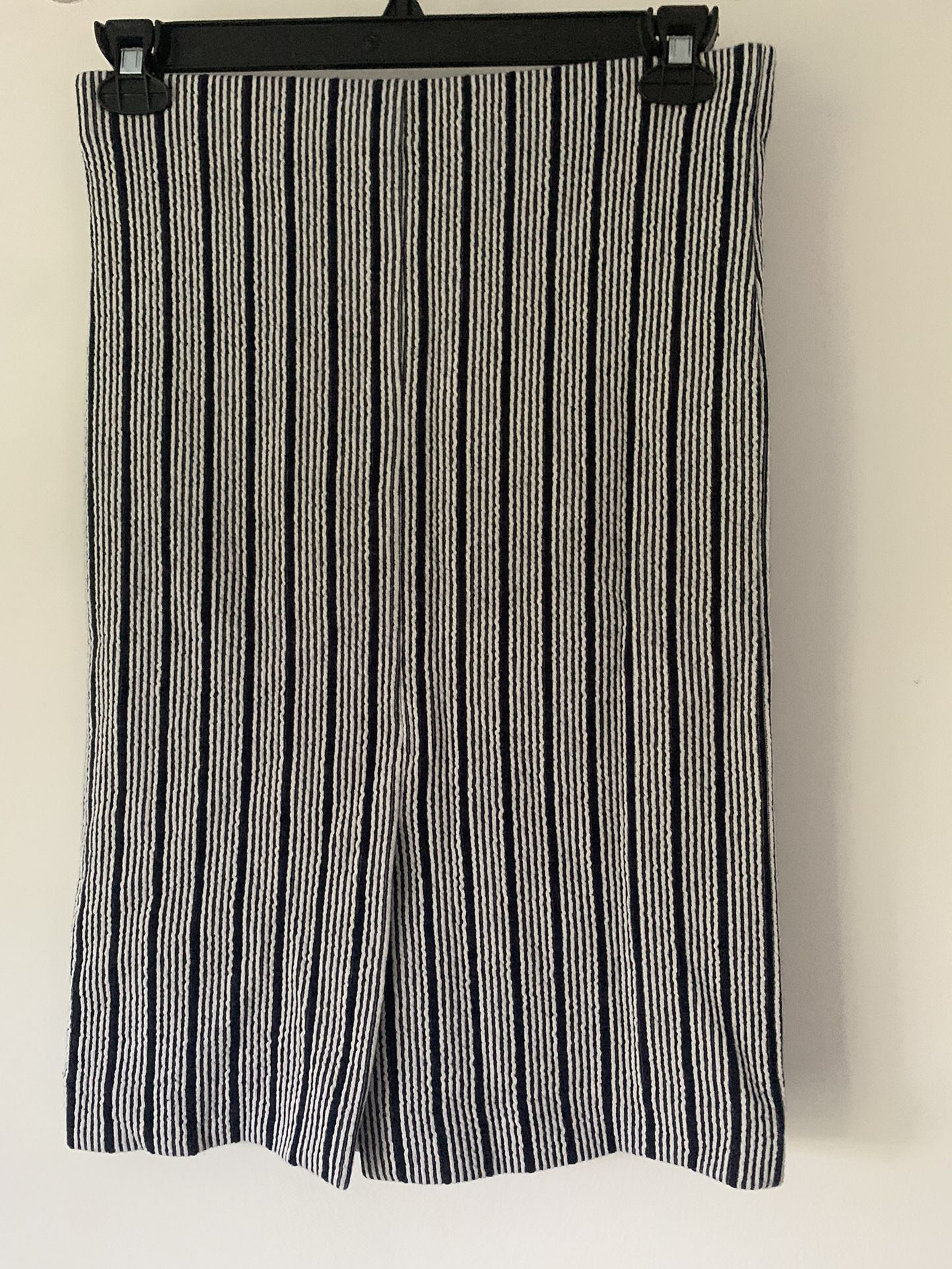 Ann Taylor Striped Navy And White Pencil Skirt
