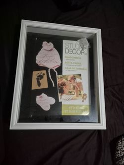 Shadow box