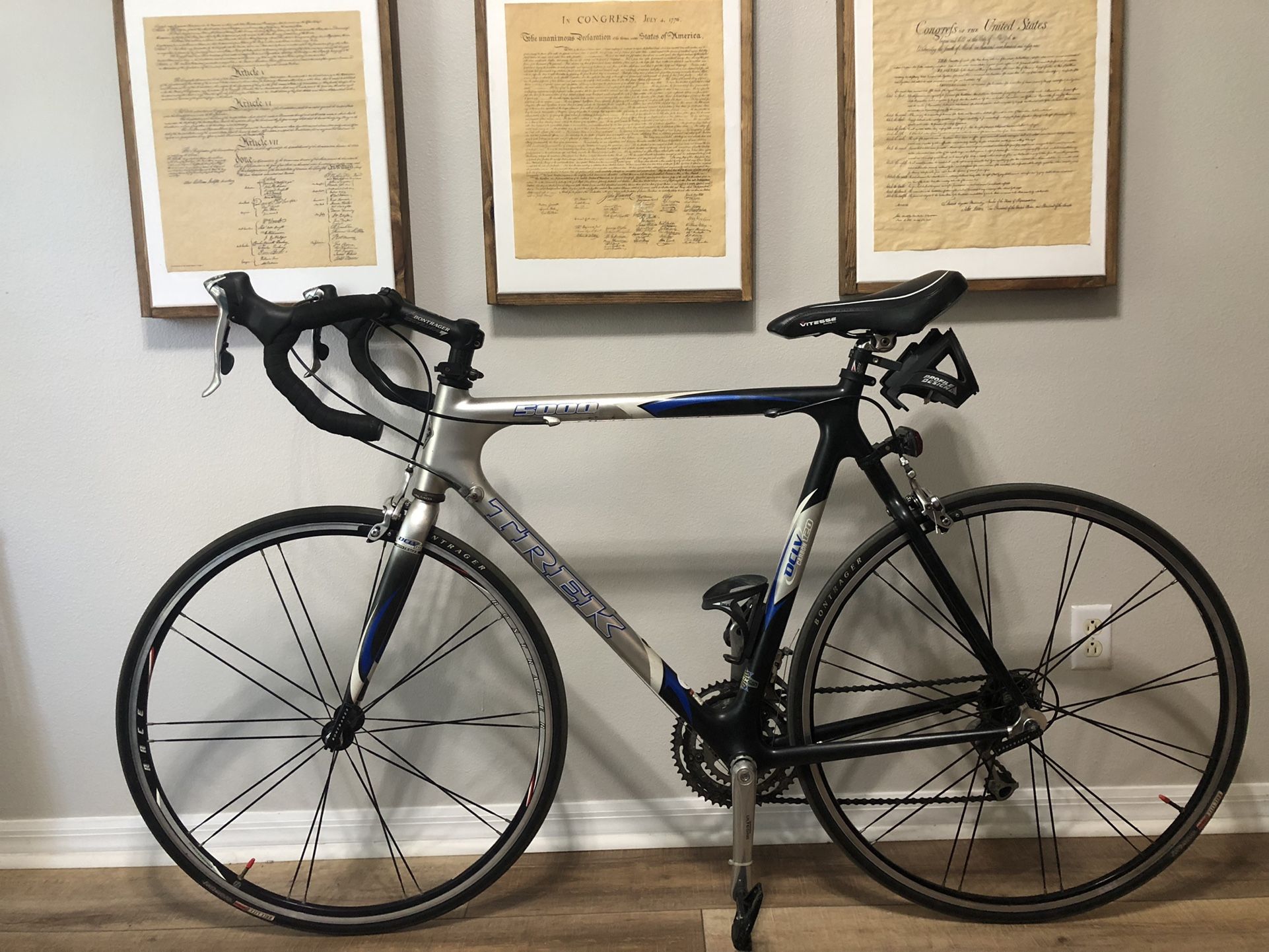 TREK 5000 OCLV Carbon 120 Bontrager Road Bike