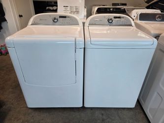 Whirlpool Topload Washer and electric dryer set