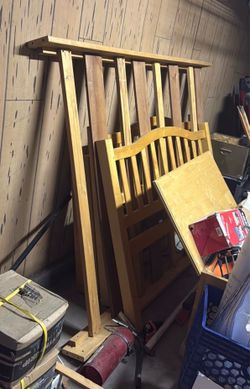 FREE!!! Full bed frame FREE!!!