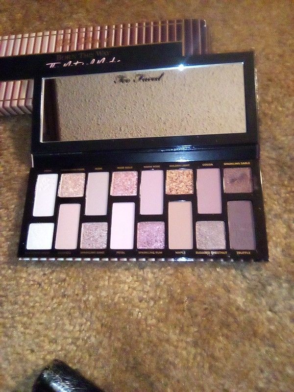 Too Faced Eyeshadow Palette