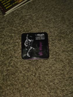 Ernie Ball Slash Signature Guitar Strings Tin