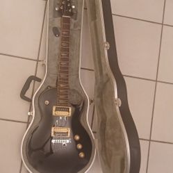 GUITARRA ELECTRICA CON ESTUCHE.