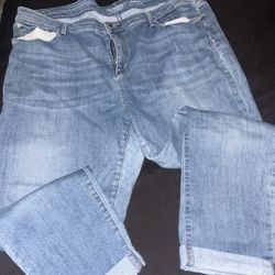 PLUS SIZE JEANS WITH CUFF 20w