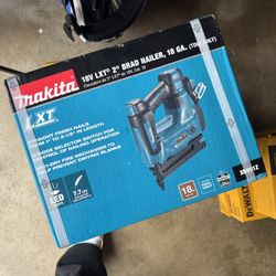Brandnew - Makita 18V LXT Lithium-Ion 18-Gauge Cordless Brad Nailer (Tool Only) (Model XNB01Z) 