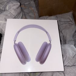 Apple AirPod Max’s Purple Brand New