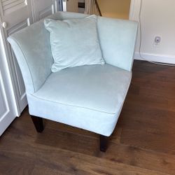 Accent chair