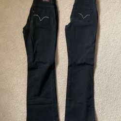 2 Pairs Of Levi Womens Jeans Size 4/27