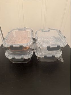 Set of 4 glass food prep storage containers with locking lid