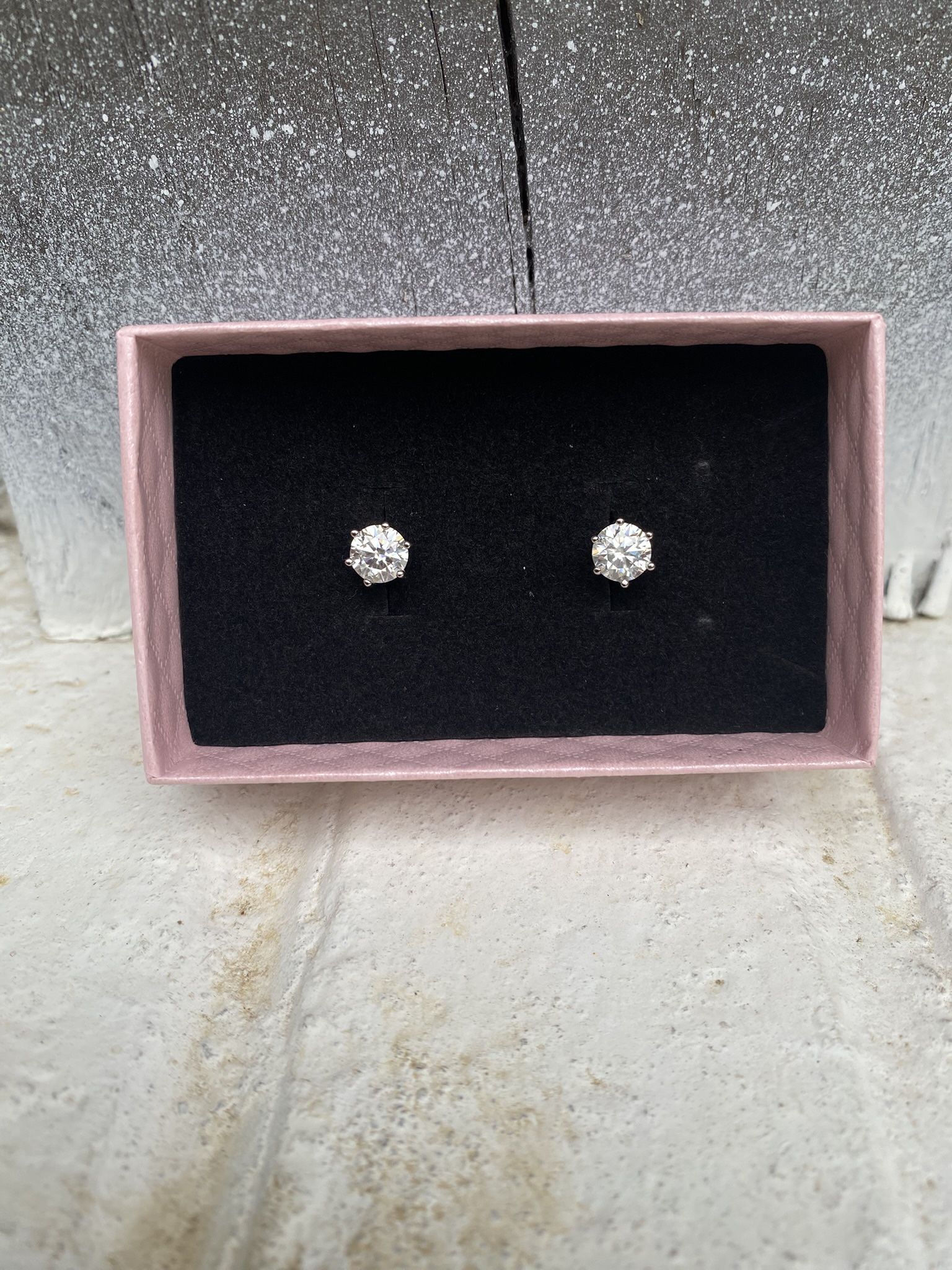 VVS1 Moissanite Earings