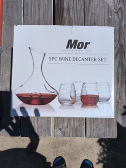 New Mor 5 PC Wine Decanter Set