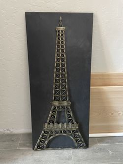 Metal Eiffel Tower Picture Wall Hanging