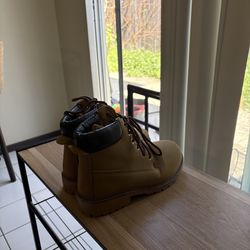 Work boots/brown