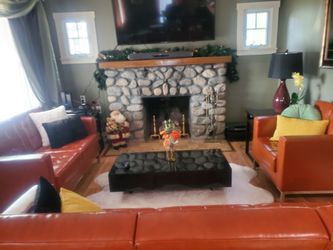 Newly Used Leather Furniture Set