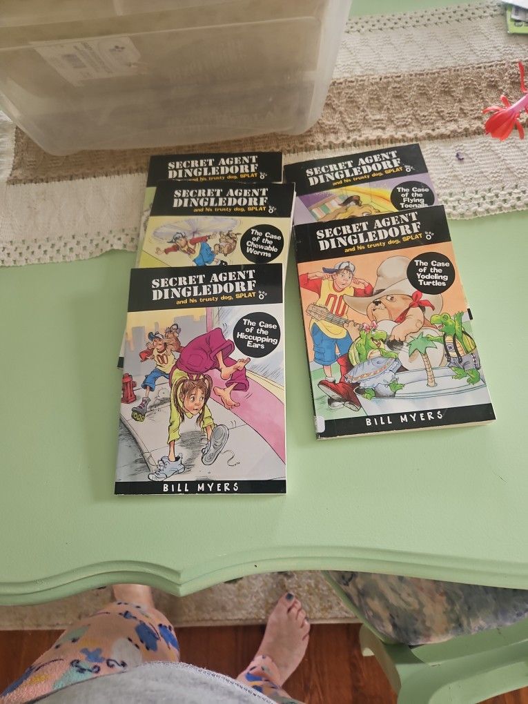 Secret Agent DINGLEDORF Chapter Books. 5 In Lot