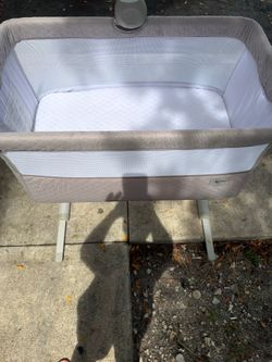 Ronbei Baby bassinet