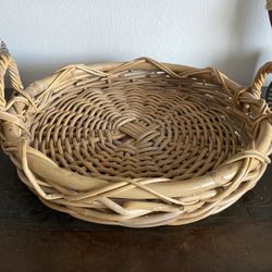 Sturdy Oval Rattan Serving Tray