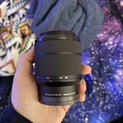 Sony FE 28-70mm lens