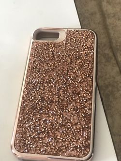 2 iPhone 7 cases