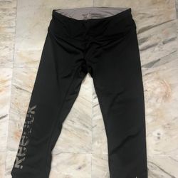 Reebok black capri leggings #activewear #fitness
