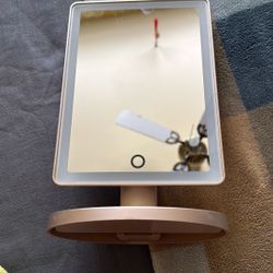 Battery Powered Vanity Mirror 