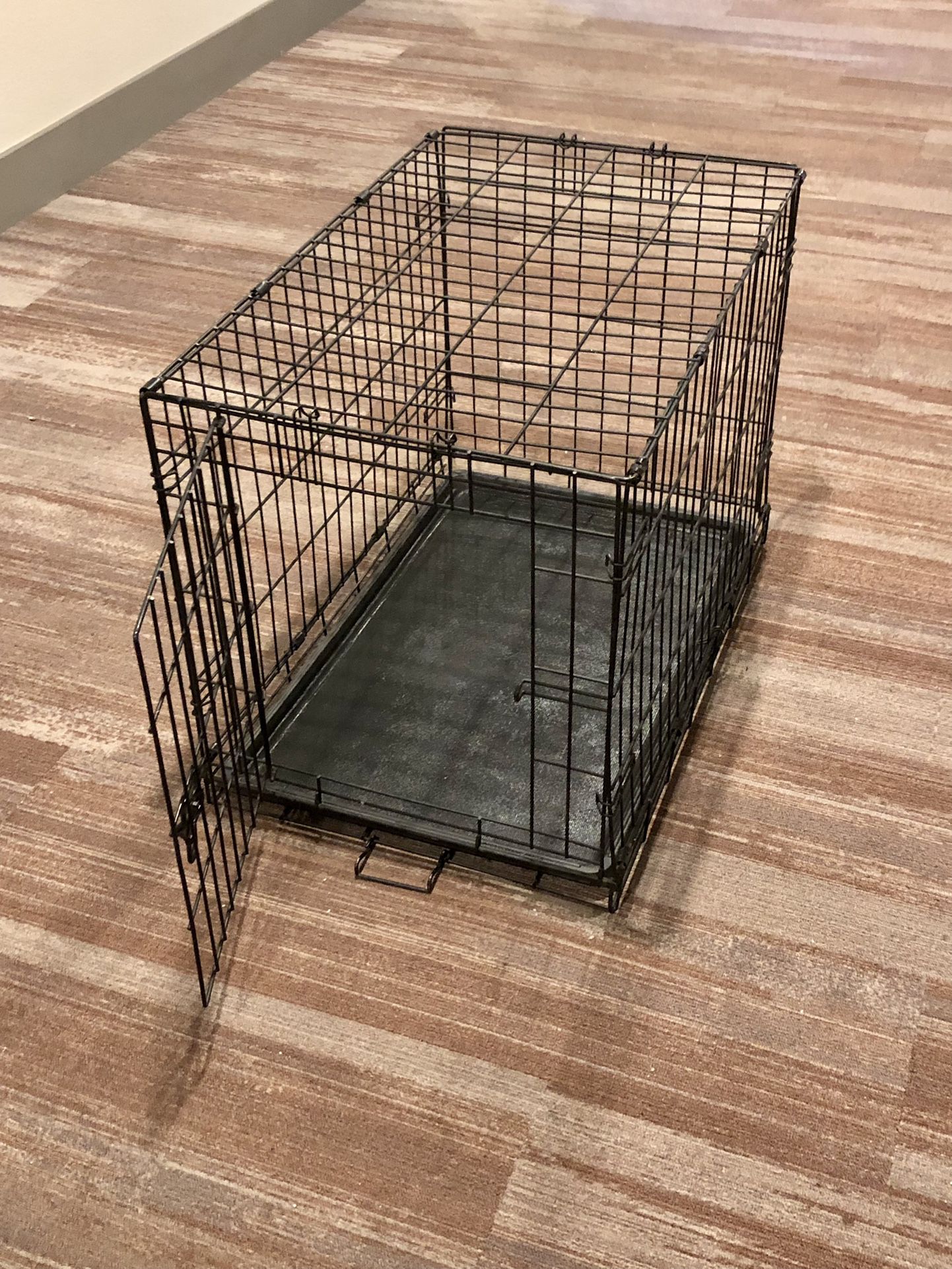 MidWest LifeStages Single Door Wire Dog Crate - Medium Size