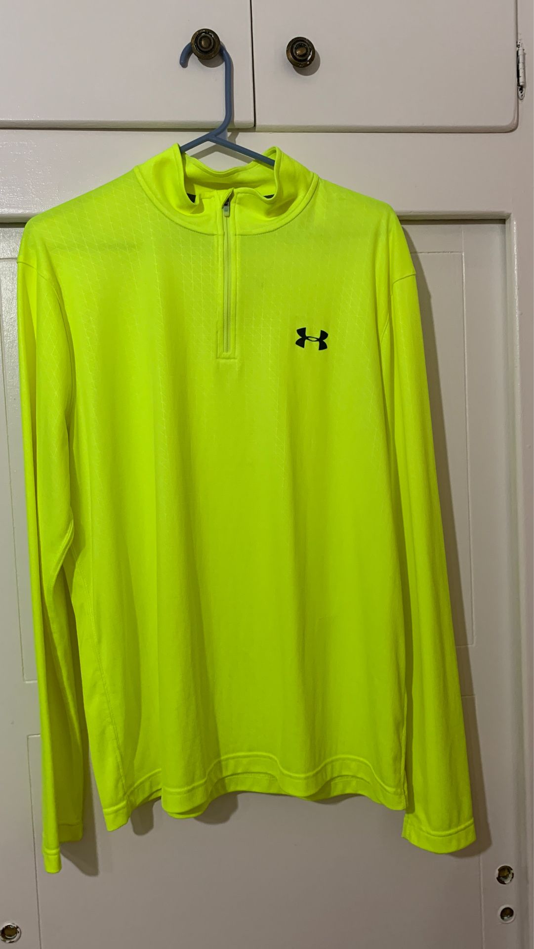 Under Armour Quarter Zip Up Long Sleeve Large
