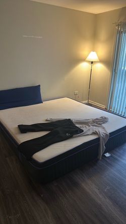 King size Bed