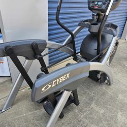 626AT Cybex Arc Trainer