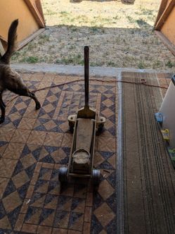 3 ton floor jack