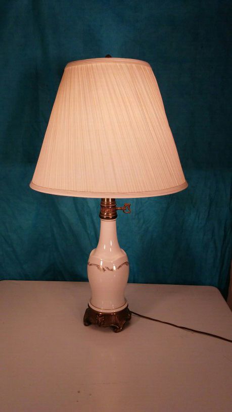 Vintage Stiffel / Lenox lamp