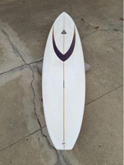 Surfboard - shape by Hoffman 7ft 2 fun board