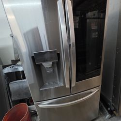 LG FRENCH BUILT IN STAINLESS STEEL REFRIGERATOR 