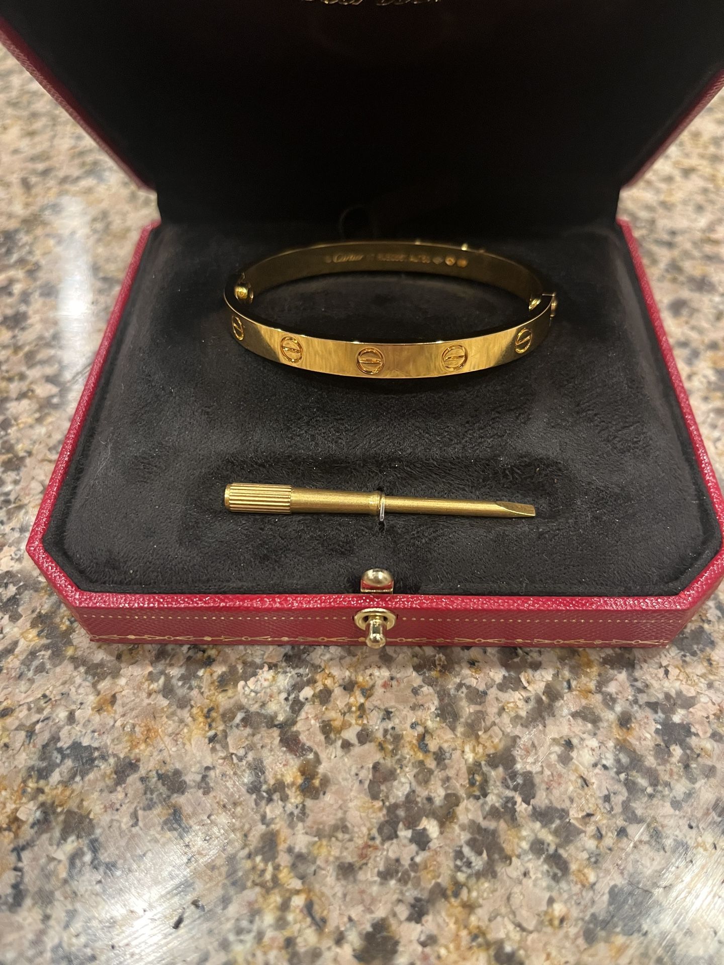 Classic Gold Bracelet