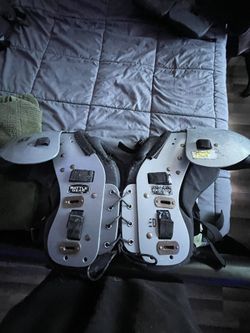 battle gear pro 300 football pads