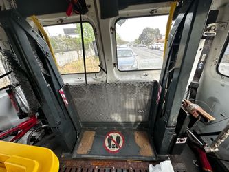 Electric Wheelchair Lift