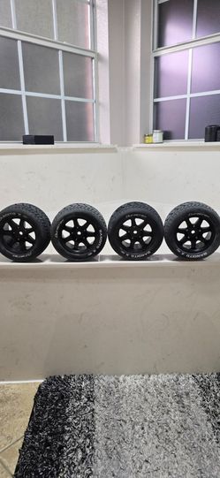 Duratrax Bandito X Belted Mounted Tires, 24mm Black (4)