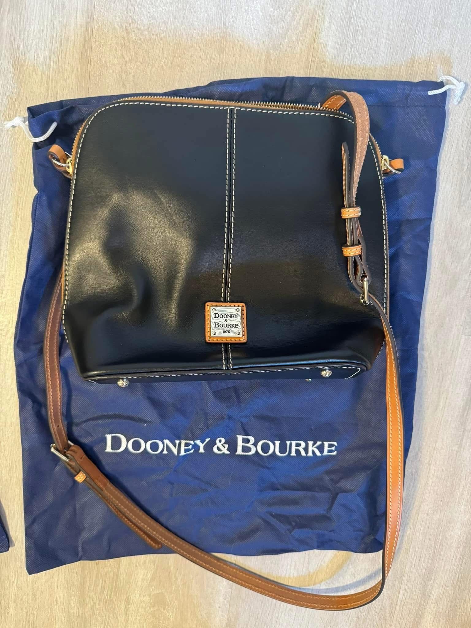 New Dooney & Bourke Purse