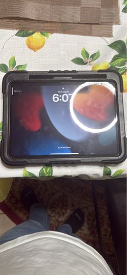 iPad A16 Wi-Fi + Cellular 128GB