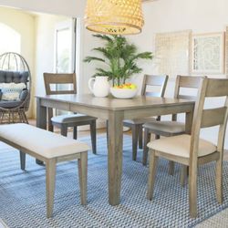 Beautiful Extendable Hardwood Dining Room Set With 3 Cushioned Chairs And Bench