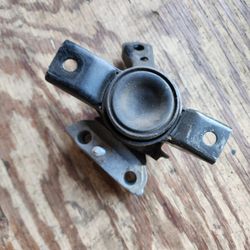 Motor Mounts 