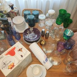 Kitchen Table Top Household Items Sale