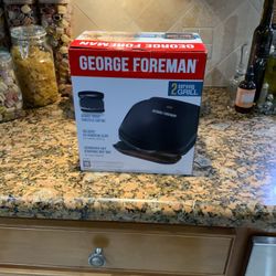 George Foreman 2- Serving Classic Plate, Electric Indoor Grill & Panini Press, Black - Brand New