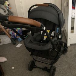 $450  Graco GOMAX For $200 