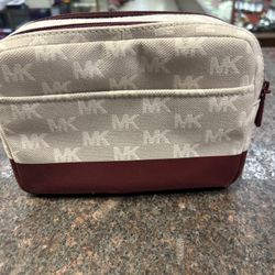Michael Kors Cross Body Purse 