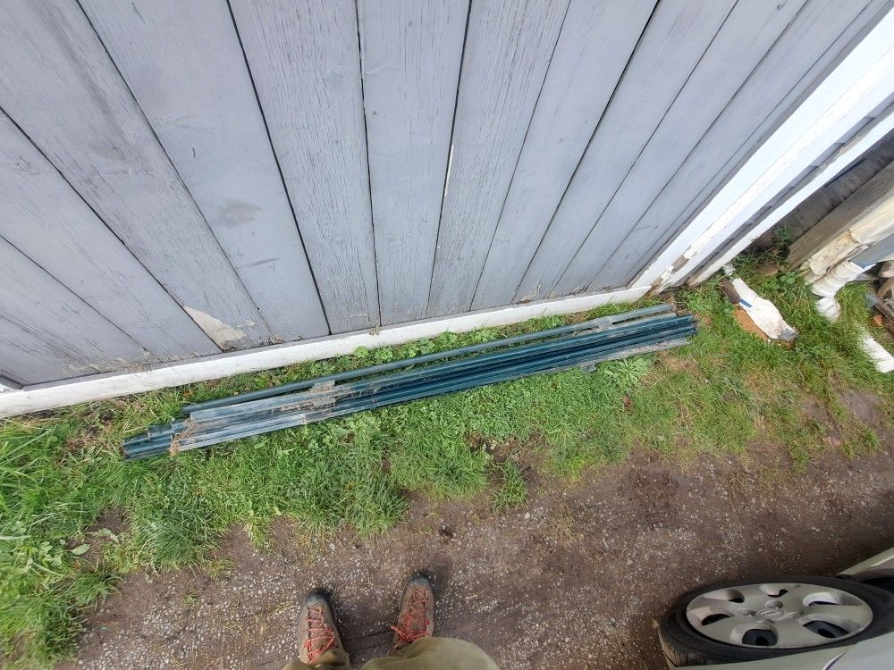 6ft Metal Fencing Stakes